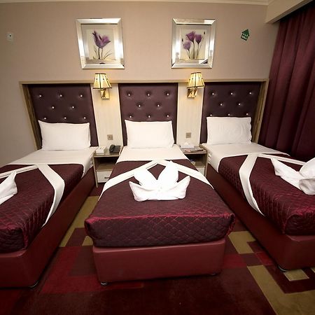 Sutchi Hotel Dubai Bagian luar foto