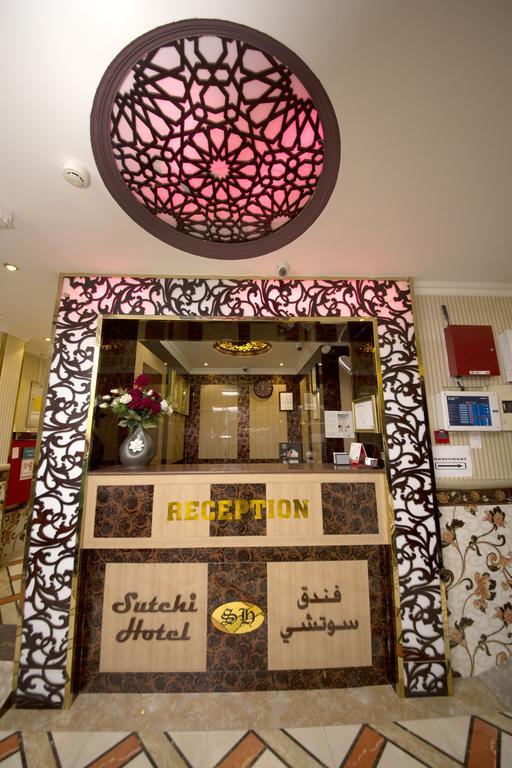 Sutchi Hotel Dubai Bagian luar foto