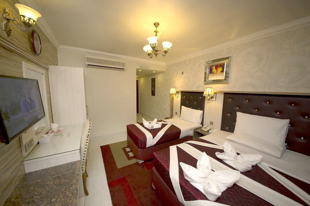 Sutchi Hotel Dubai Bagian luar foto
