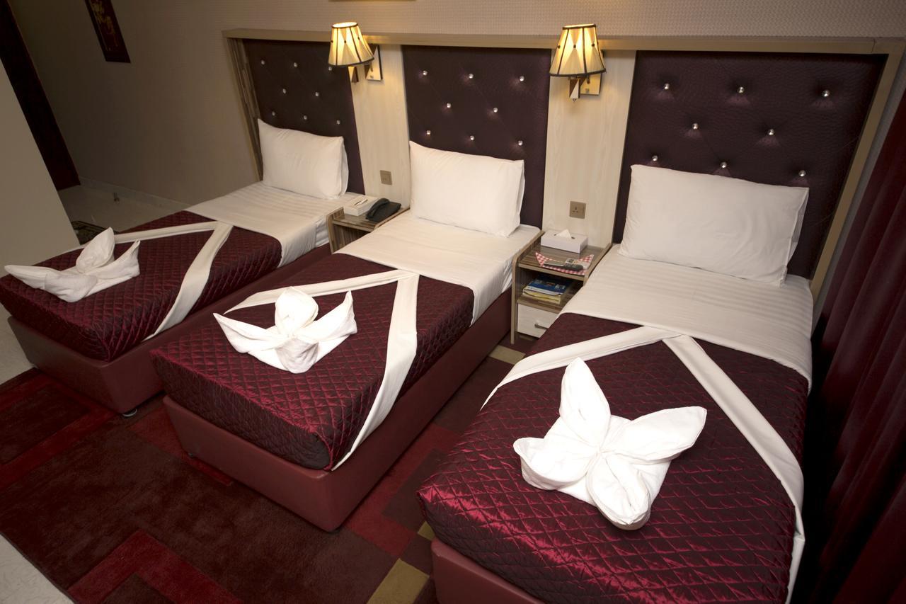 Sutchi Hotel Dubai Bagian luar foto