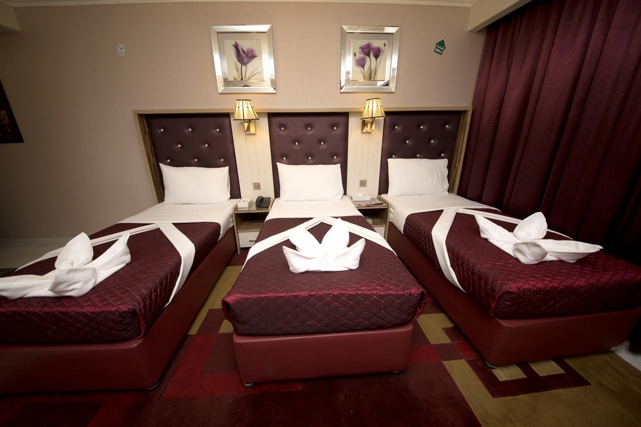 Sutchi Hotel Dubai Bagian luar foto