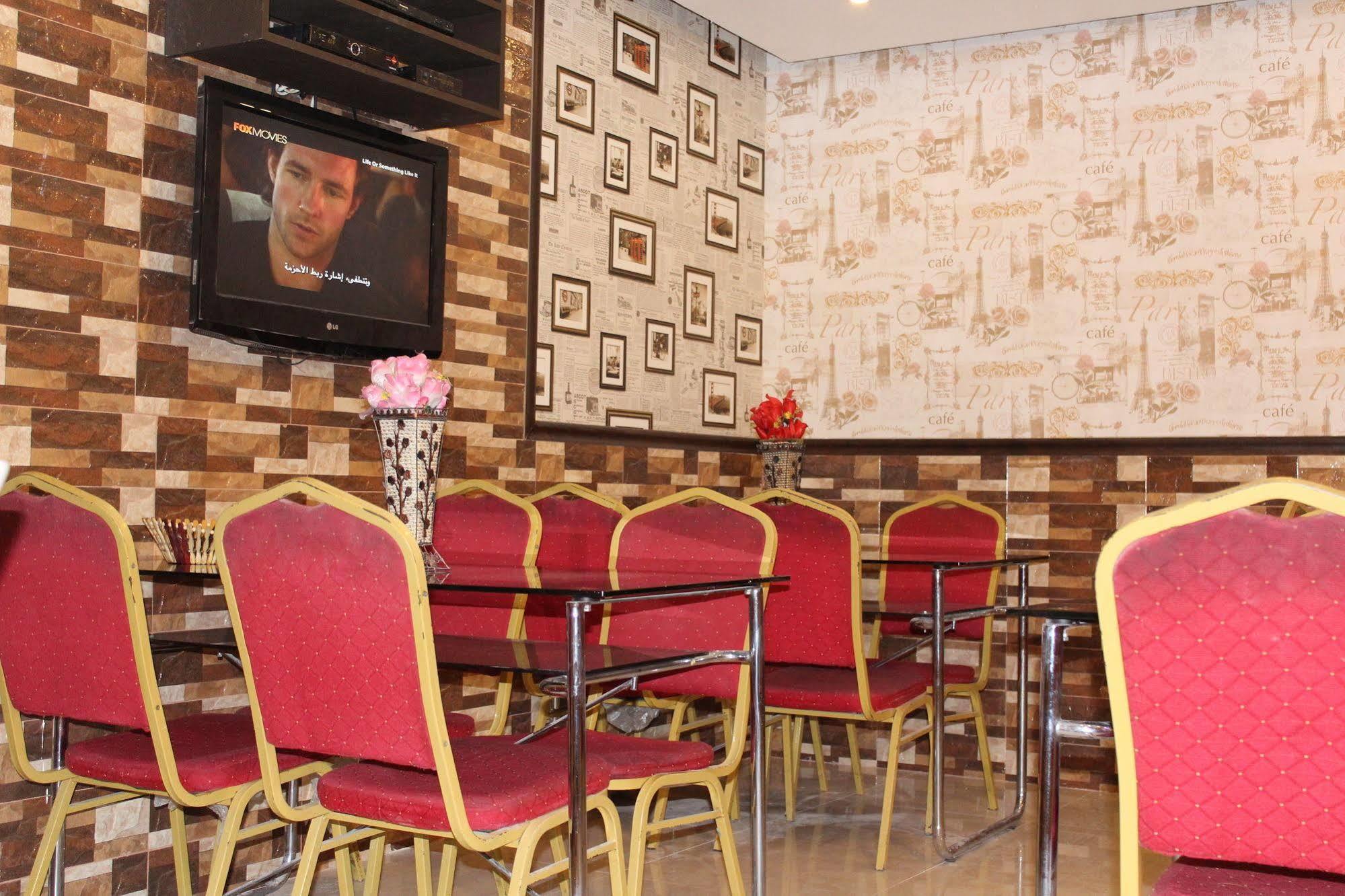 Sutchi Hotel Dubai Bagian luar foto